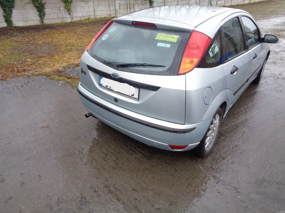 2004 Ford Focus 1.4 petrol - Image 3