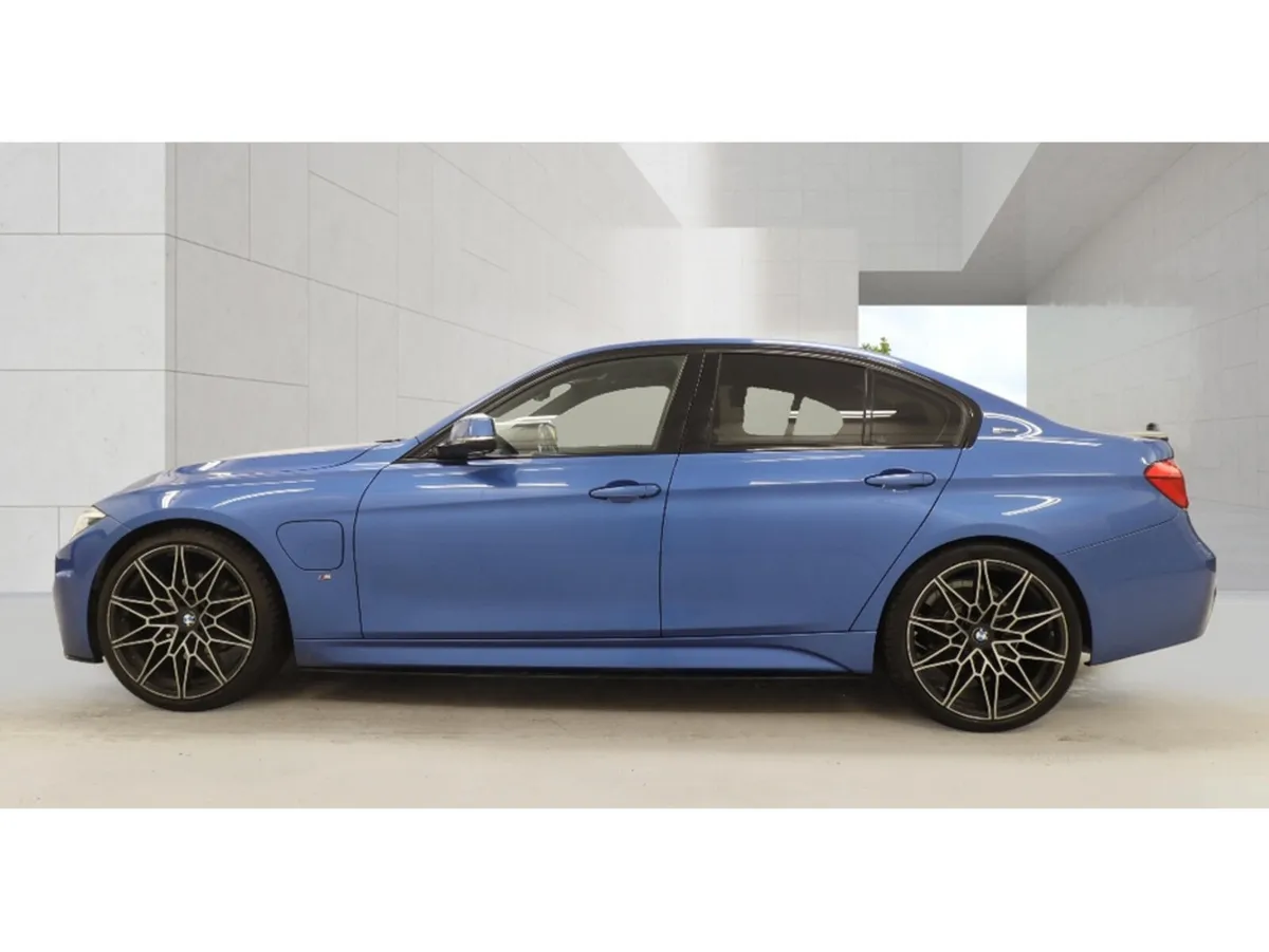 BMW 3-Series M SPORT AUTO Hybrid - Image 3