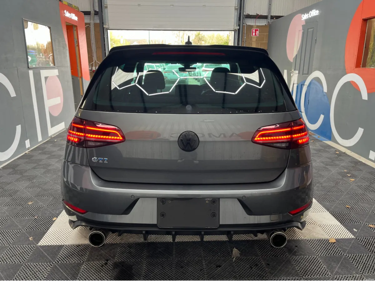 Volkswagen Golf €23950! 2018 GOLF GTI DYNAMIC 2.0 - Image 3