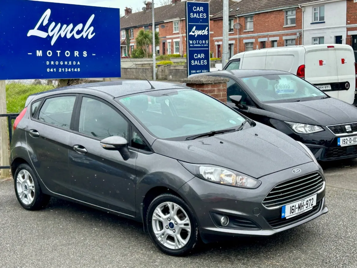 Ford Fiesta ZETEC 1.25 60PS M5 5DR MCA 4DR - Image 1