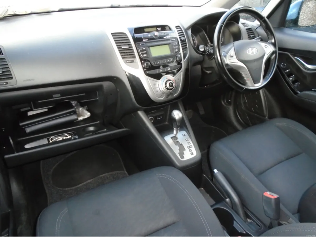 Hyundai ix20 1.6 STYLE 5DR AUTOMATIC - Image 4