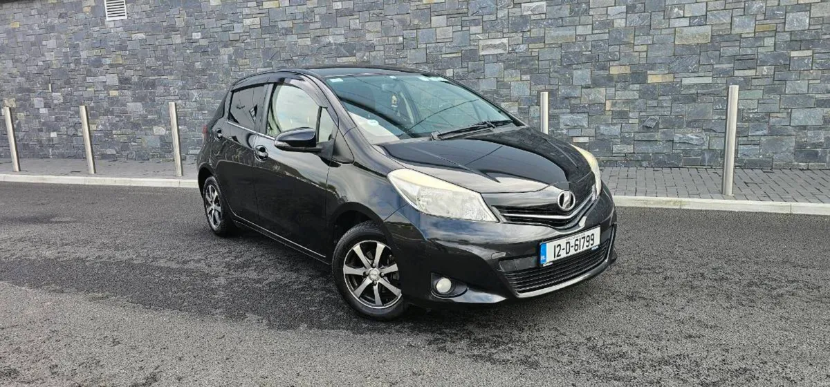 Toyota vitz - Image 1