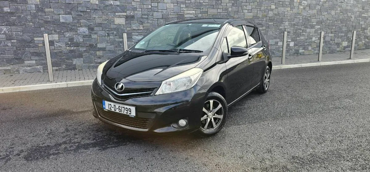 Toyota vitz - Image 4