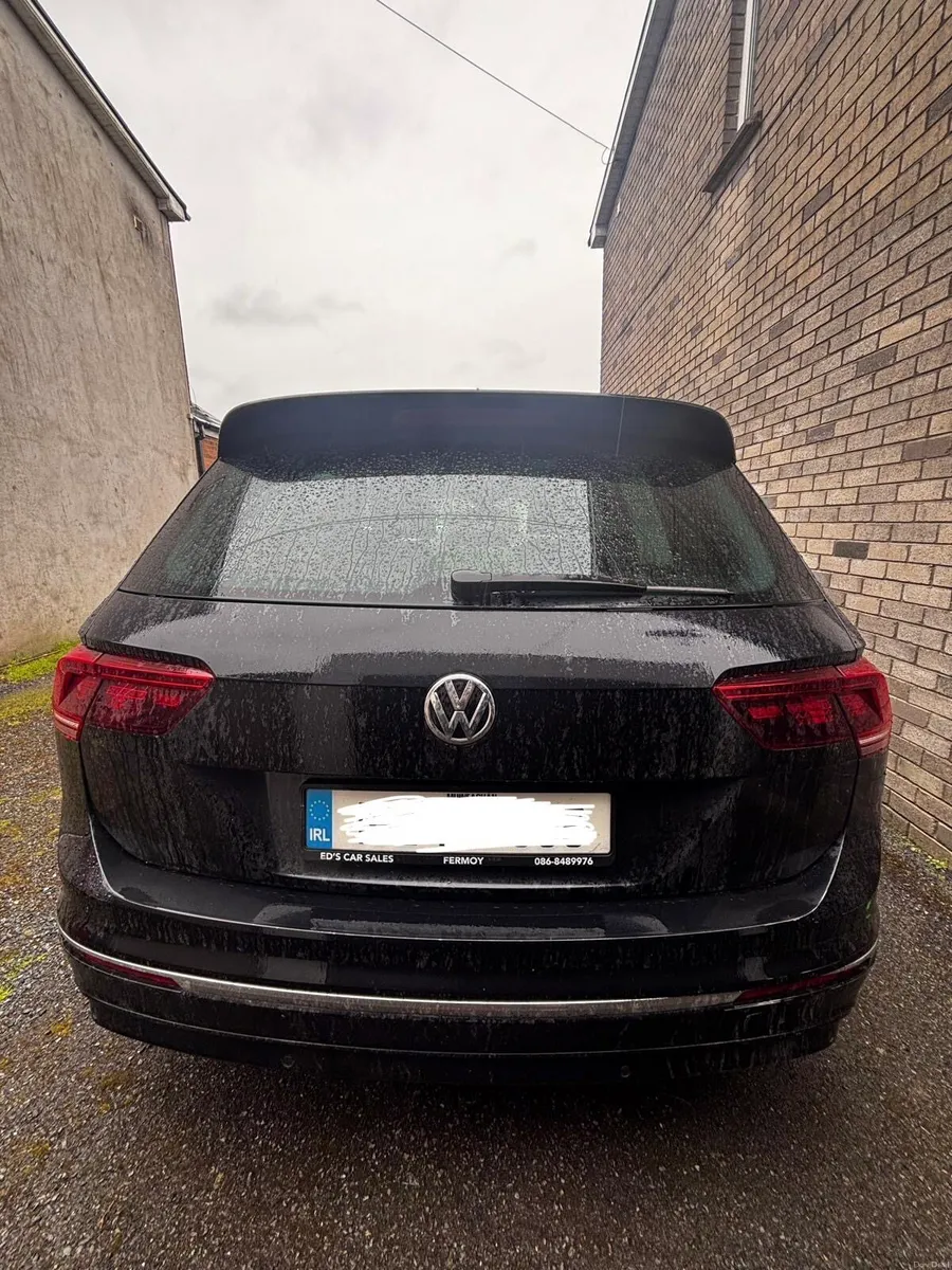 2016 VW Tiguan R line - Image 4