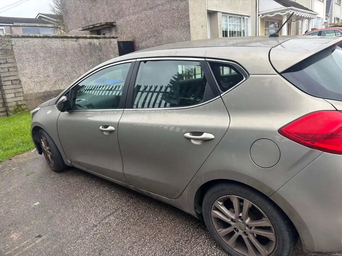 Kia Ceed 2012 - Image 3
