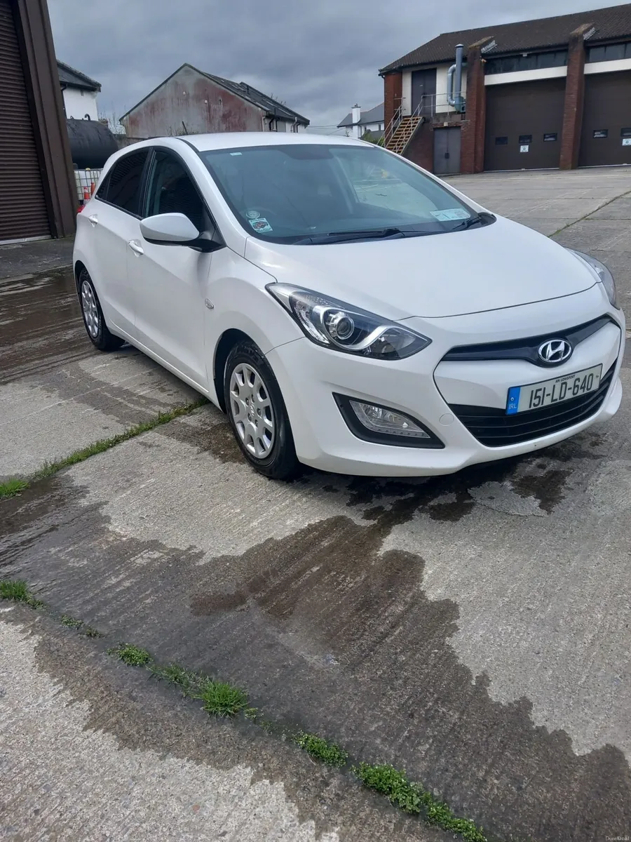 Hyundai i30 2015 - Image 2