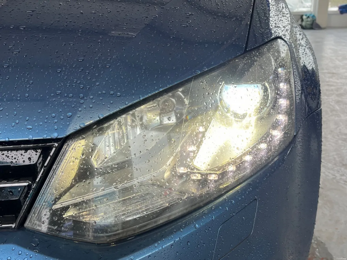 Volkswagen Polo DBA-6RCJZ - Image 4