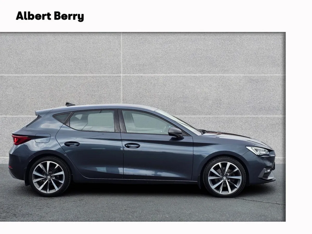 SEAT Leon 2.0 TDI 150HP DSG FR 5DR A AUTO - Image 3