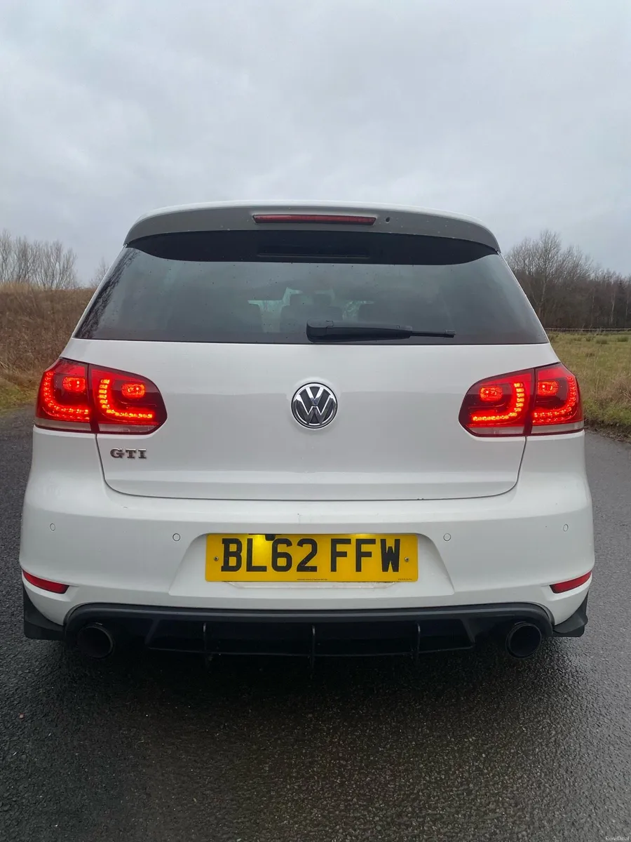 2012 MANUAL GTI GOLF - Image 4