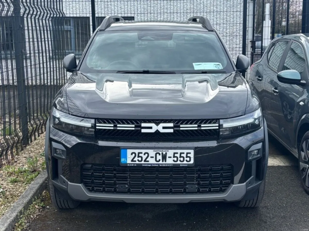 Dacia Bigster Expression HEV 155 (DEMO MODEL) - Image 2