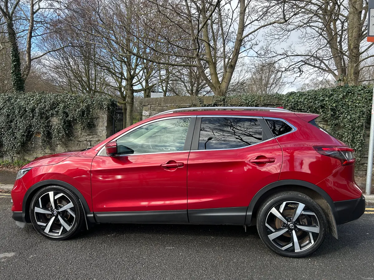 2019 NISSAN QASHQAI PREMIUM PANORAMIC ROOF - Image 4