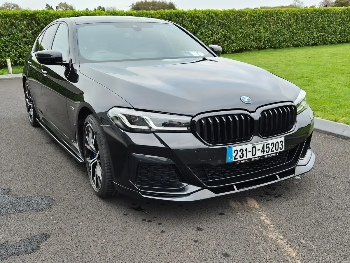 BMW 5-Series 2023 - Image 1