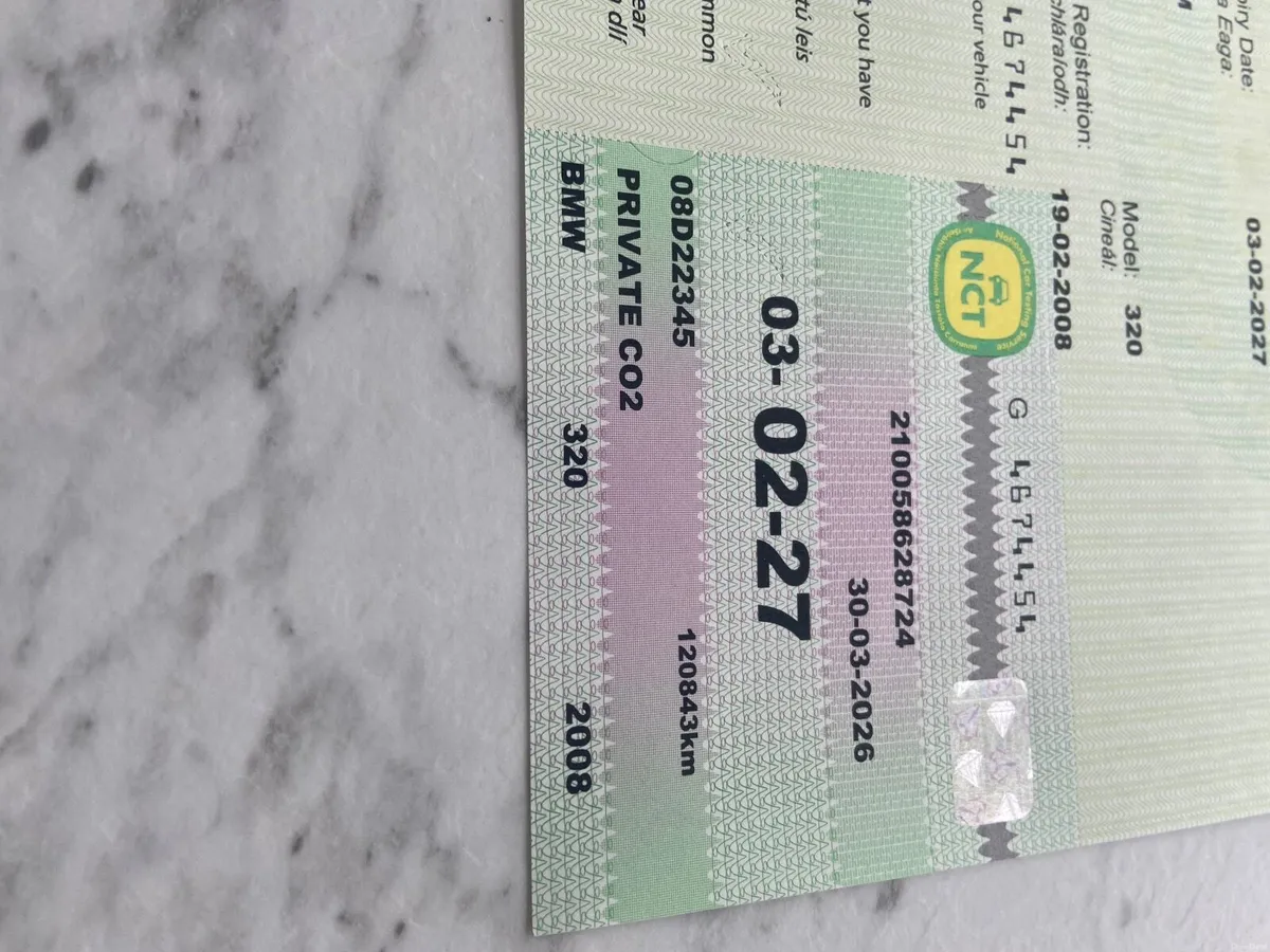 BMW 3-Series 2008 - Image 2