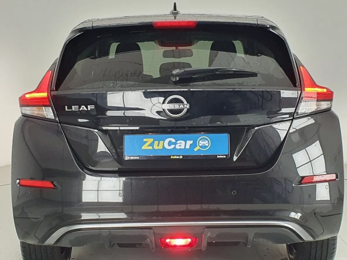 Nissan Leaf N-Connecta  150 Electric 40kWh Auto - Image 4