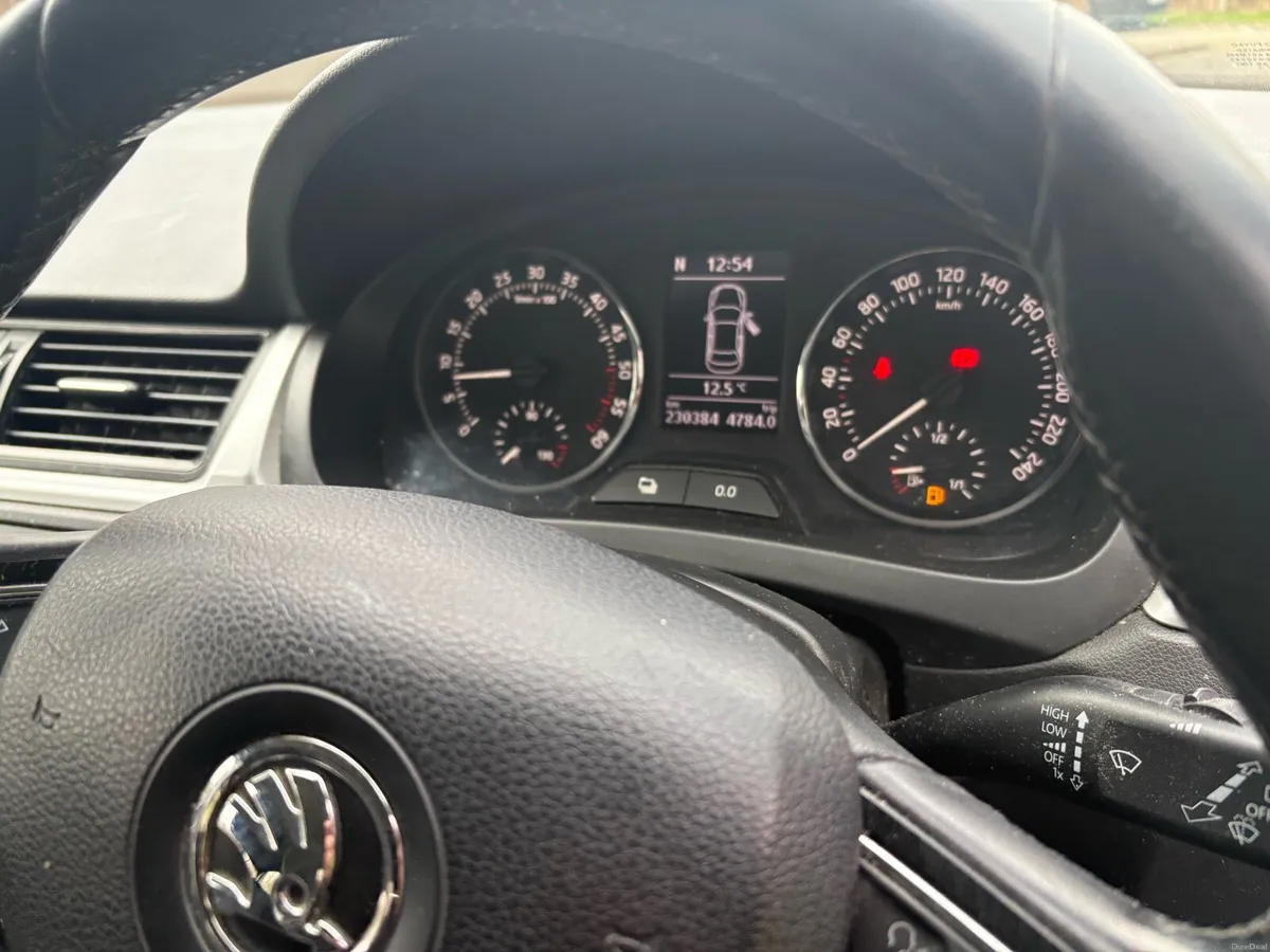 Skoda rapid - Image 4