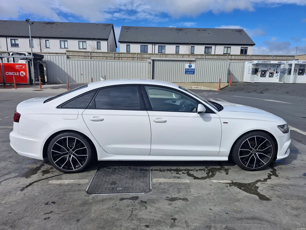 Audi A6 2017 S-Line Black Edition - Image 2
