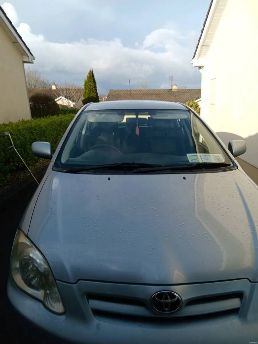 Toyota Corolla 5 door Hatchback - Image 1