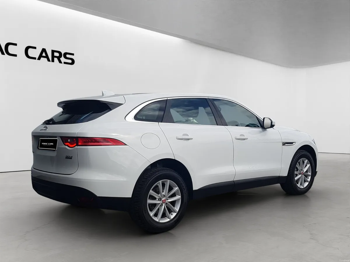 JAGUAR F-PACE 2016 AWD AUTO PRESTIGE - Image 4