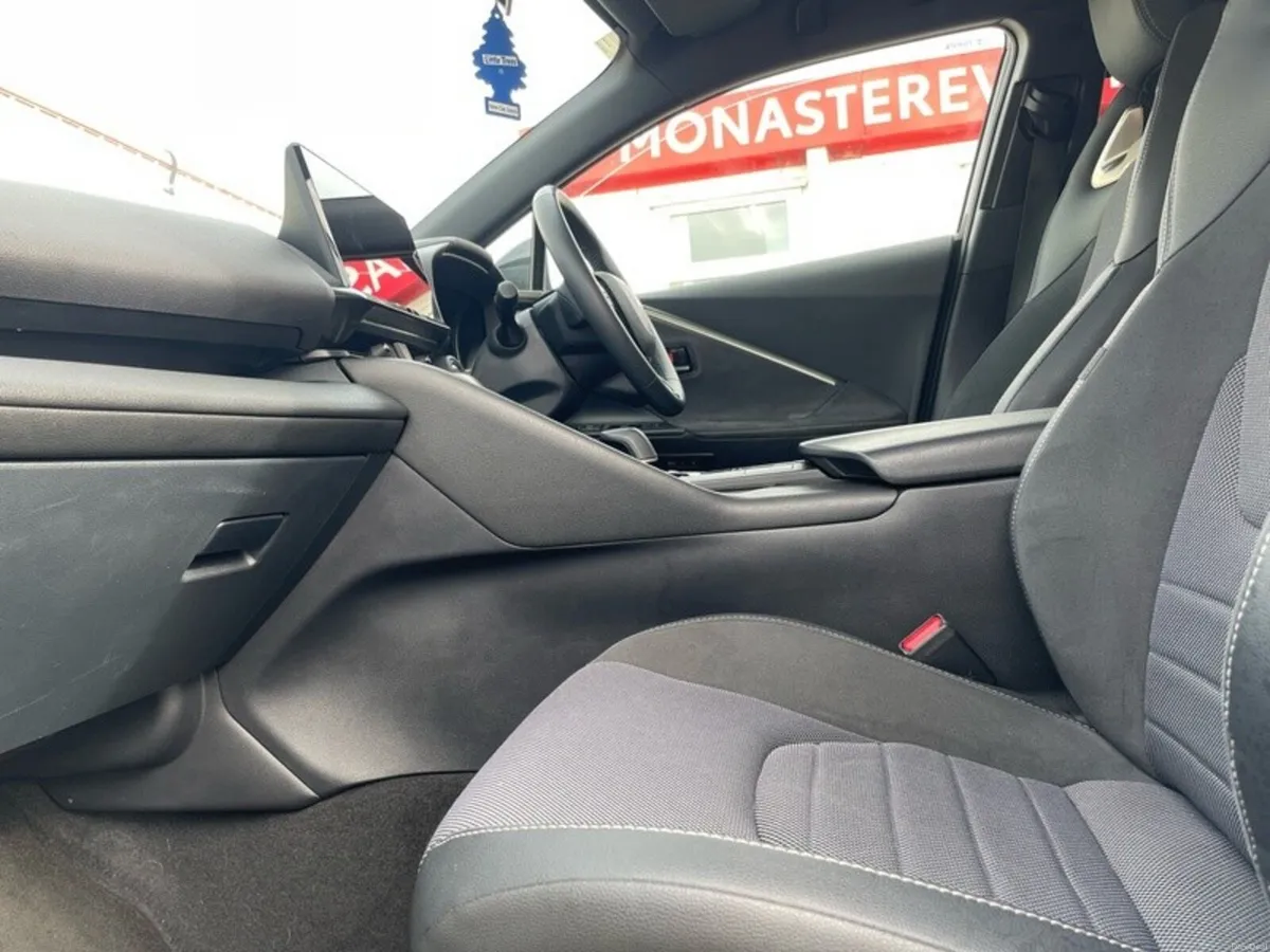 Toyota C-HR C-HR HYBRID SOL - Image 6