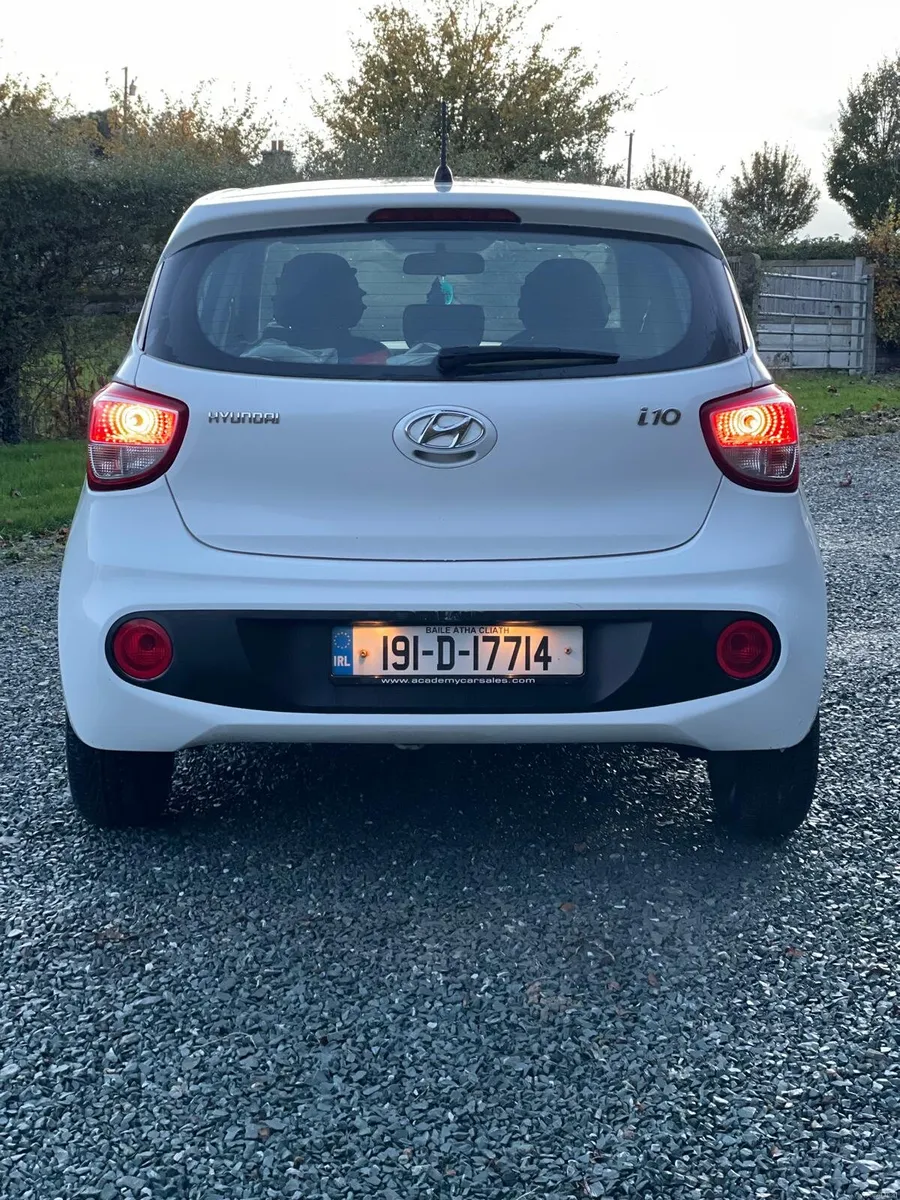 Hyundai i10 - Image 4