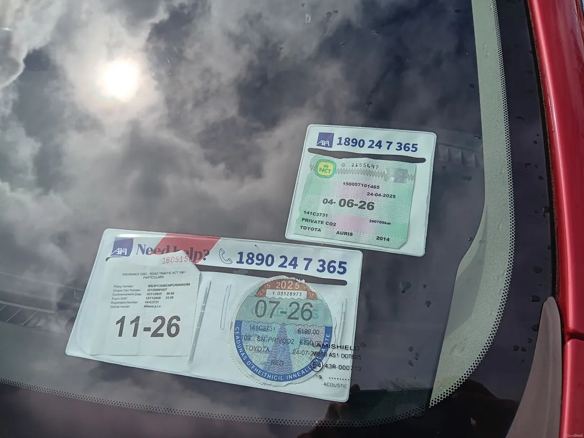 Toyota Auris 2014 - Image 1