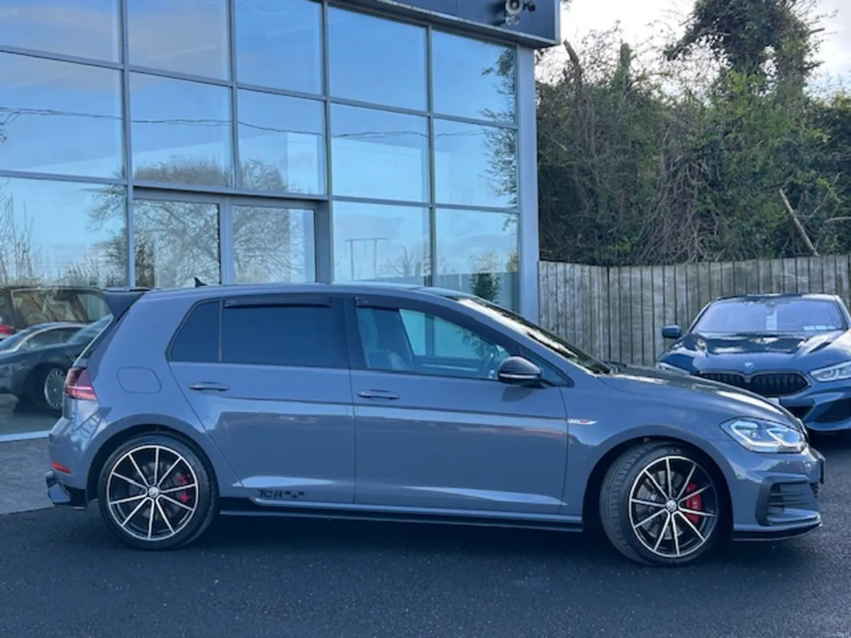 VW Golf GTI TCR 2.0 TSI DSG - Image 3