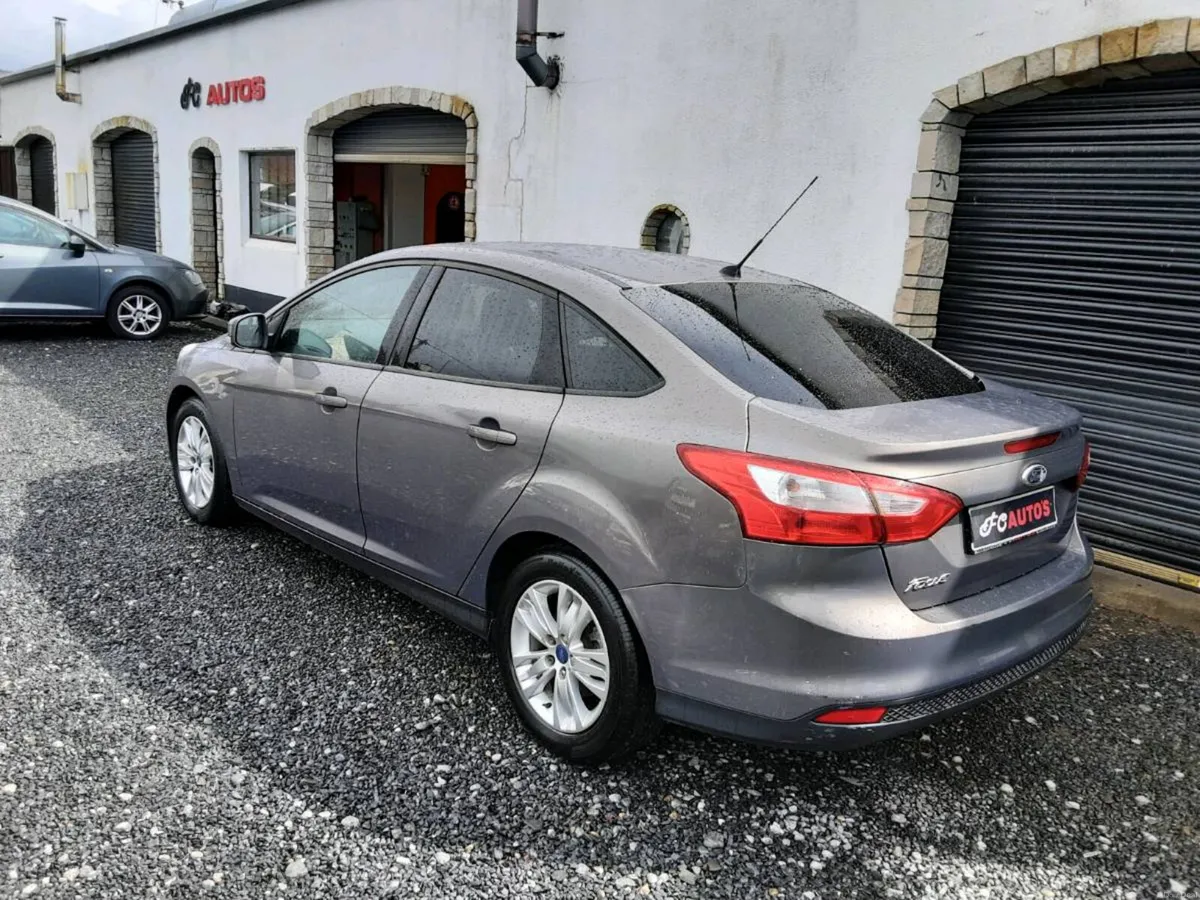 Ford focus 2012 Low mileage - Image 2