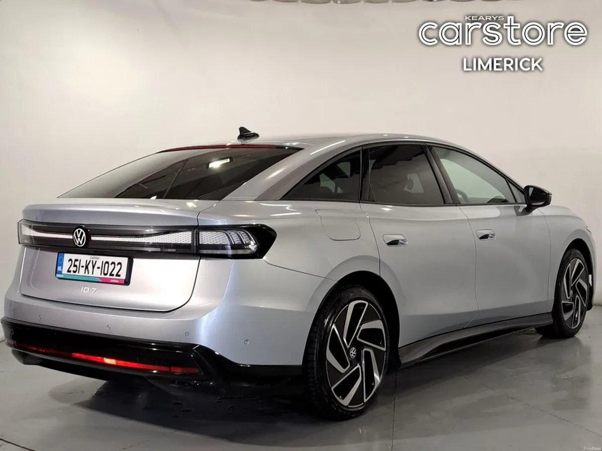 Volkswagen ID.7 TOURER PRO PLUS - Image 3