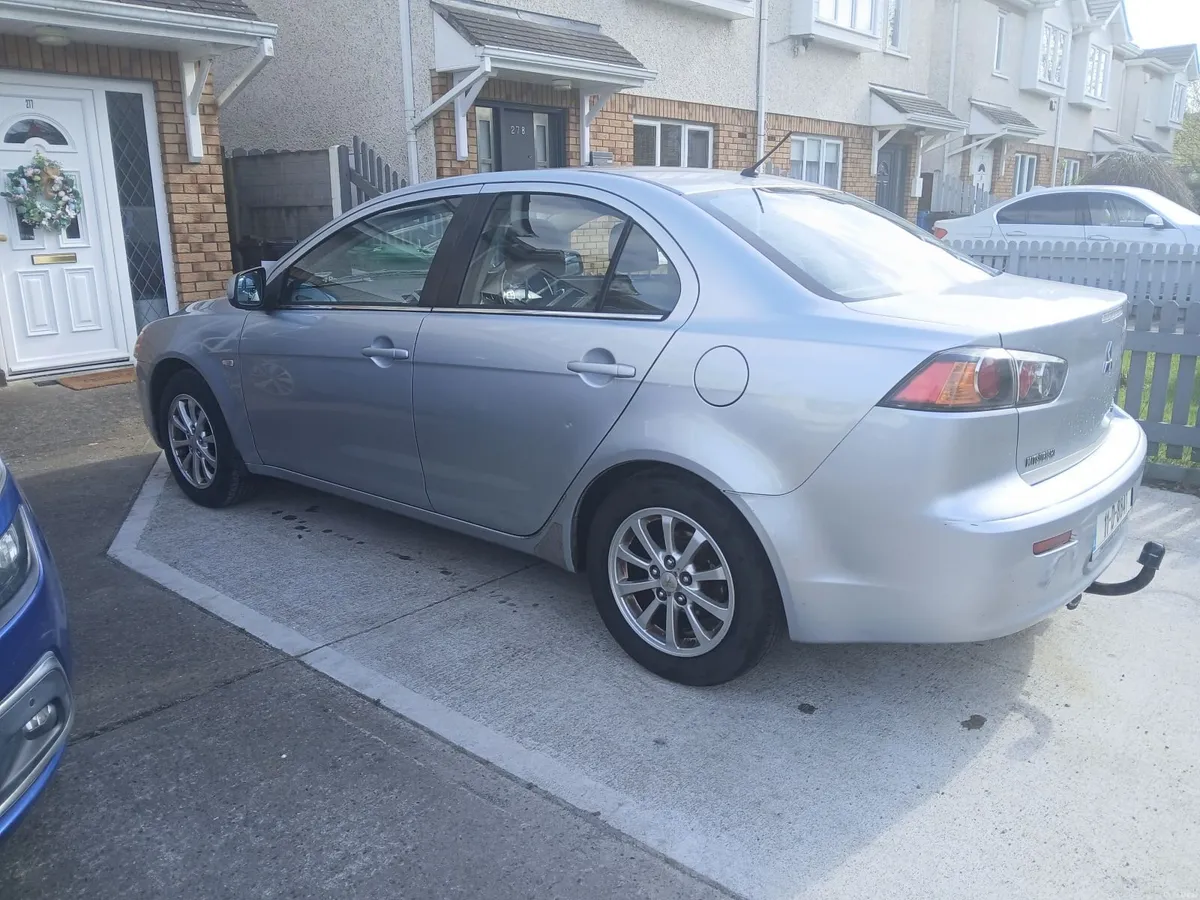 Mitsubishi Lancer 2011 - Image 3