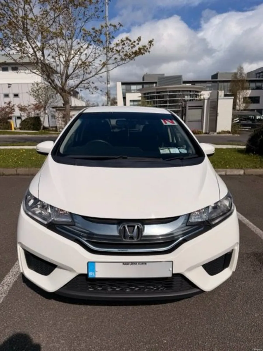 Honda Fit 2015 - Image 4