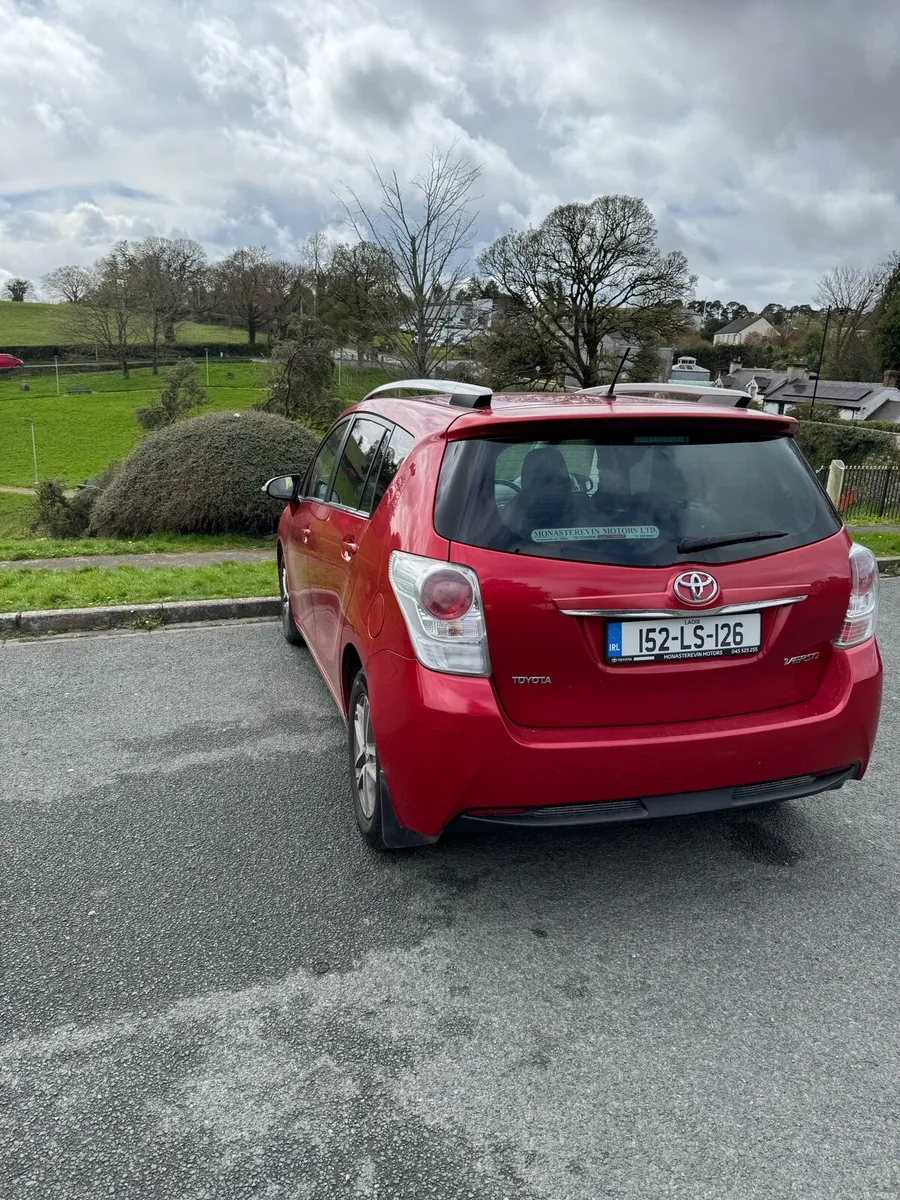 Toyota verso 7 seater - Image 4