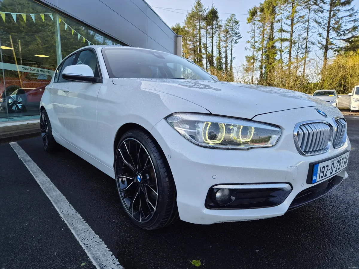 BMW 1-Series 2019 2.0L Diesel Automatic - Image 2