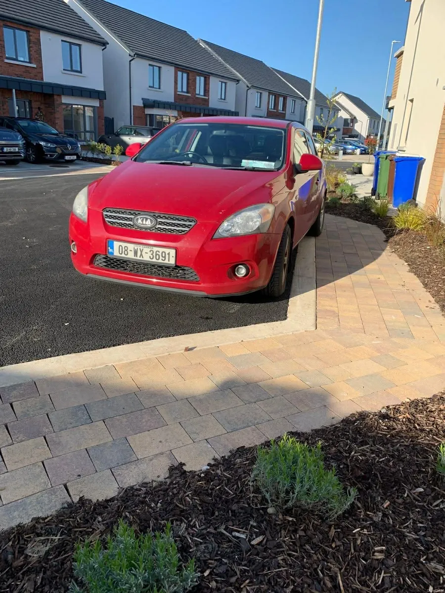 Kia Ceed 2008 - Image 1