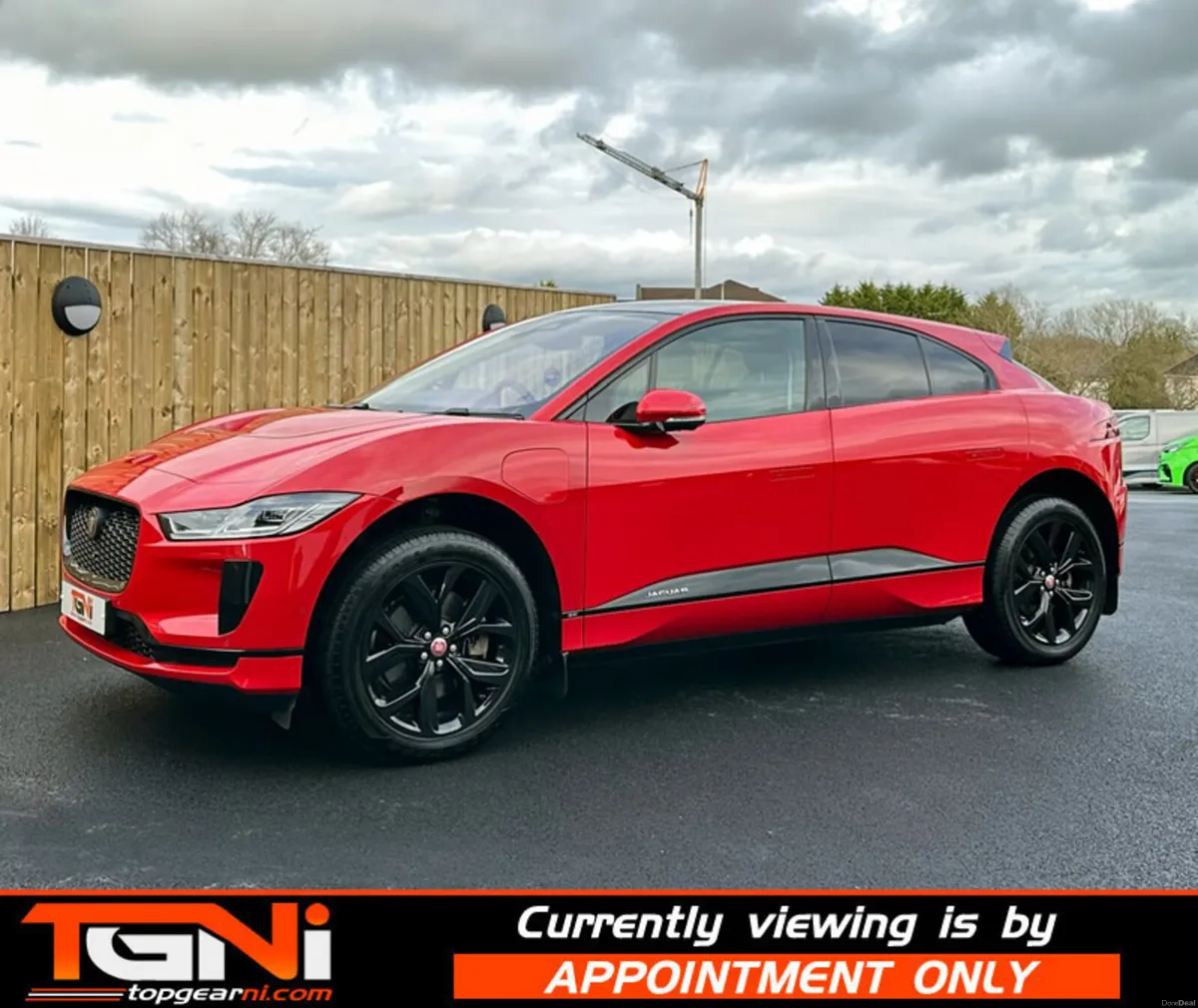 Oct 2020 Jaguar i-Pace 294kW EV400 SE 90kWh 5dr - Image 4