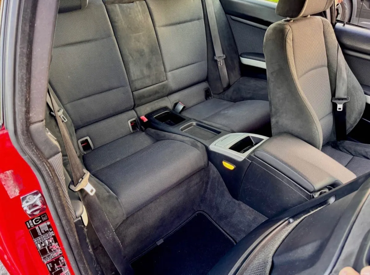 BMW 3-Series 2007 - Image 3