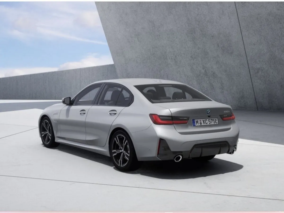 BMW 3-Series 330e M Sport Saloon - Image 2