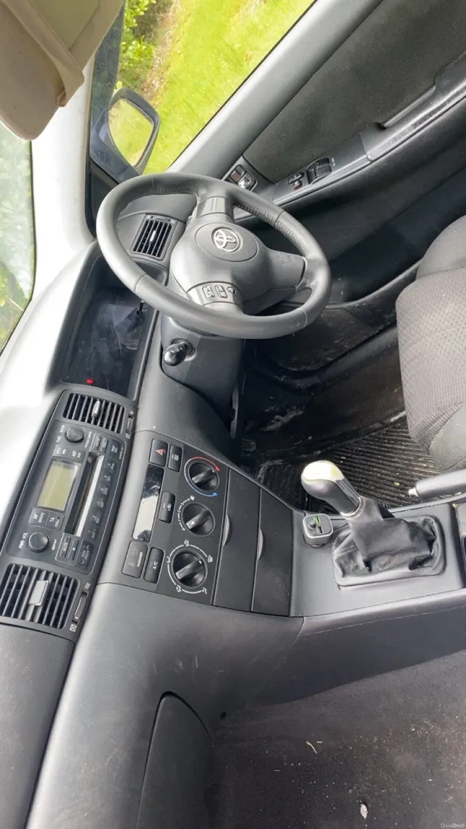 E12 Corolla - Image 4