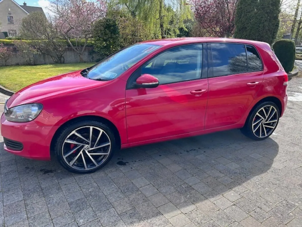Volkswagen Golf 2012 - Image 2