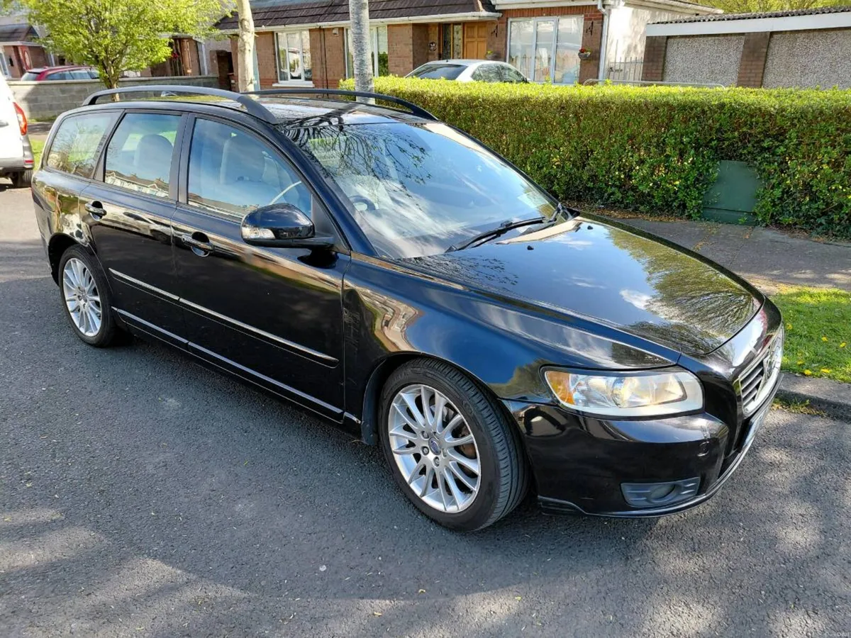 Volvo V50 - Image 4
