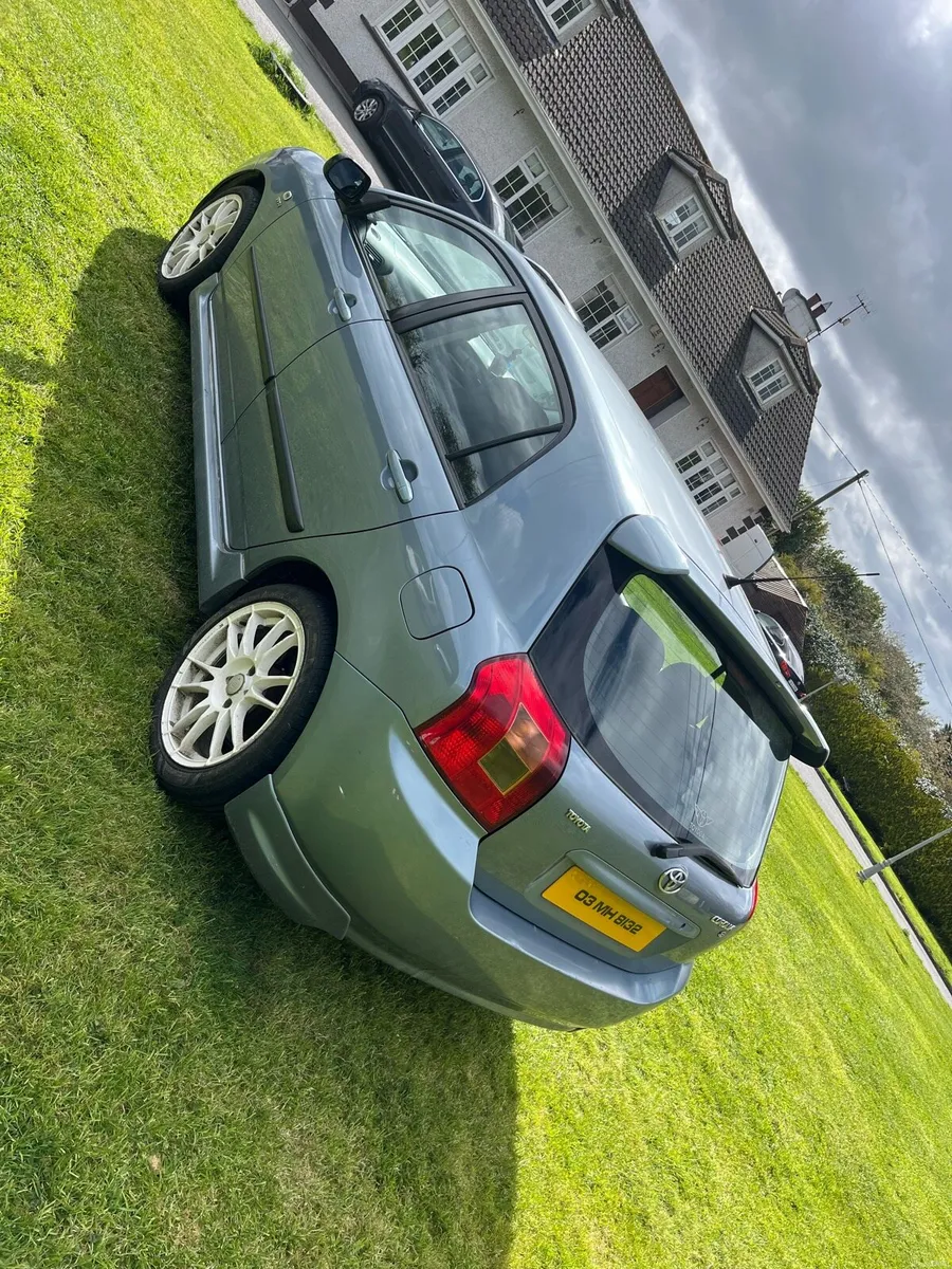 E12 corolla - Image 2