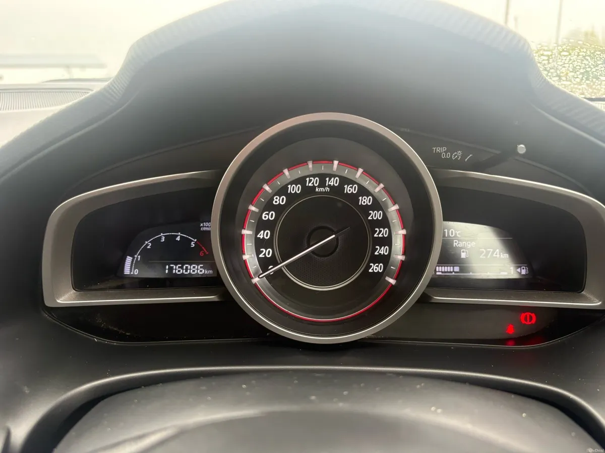 2016 Mazda 3 1.5D saloon - Image 4