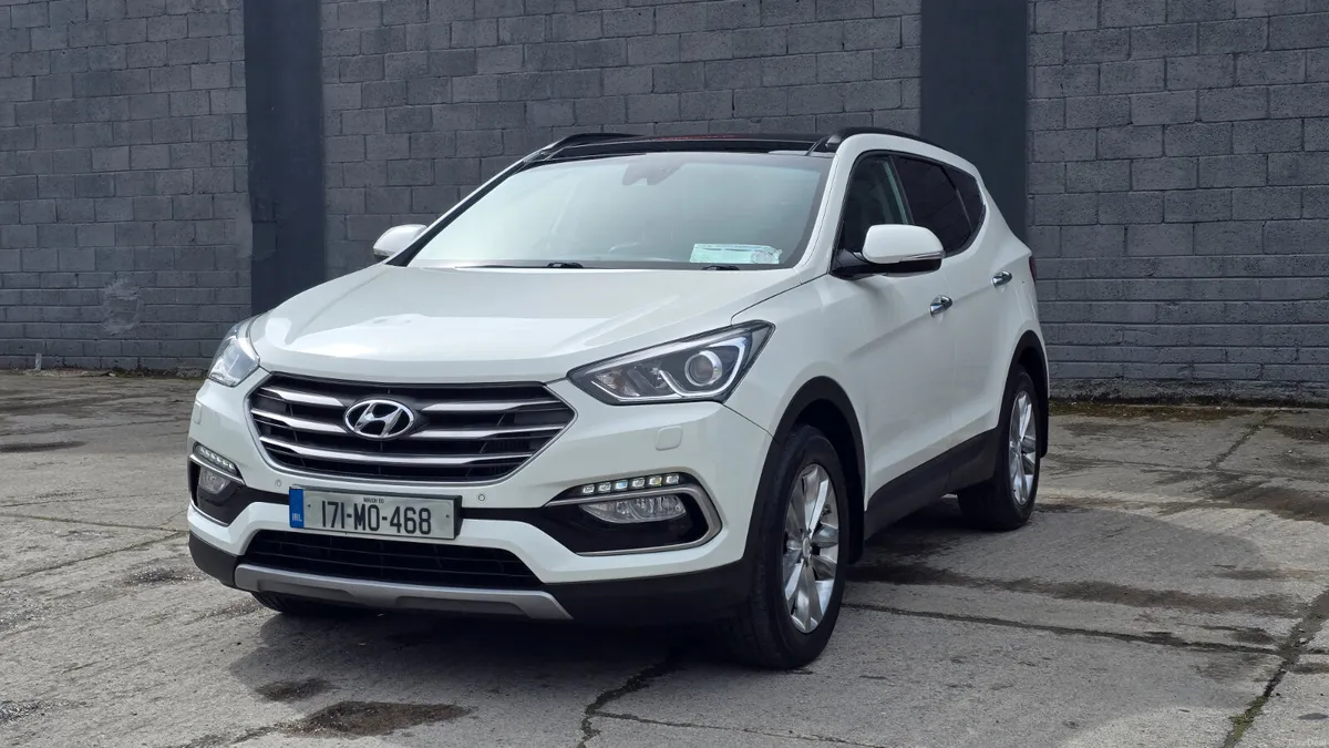 🔥2017 Hyundai SantaFe 2.2 Premium 4WD Automatic🔥 - Image 3