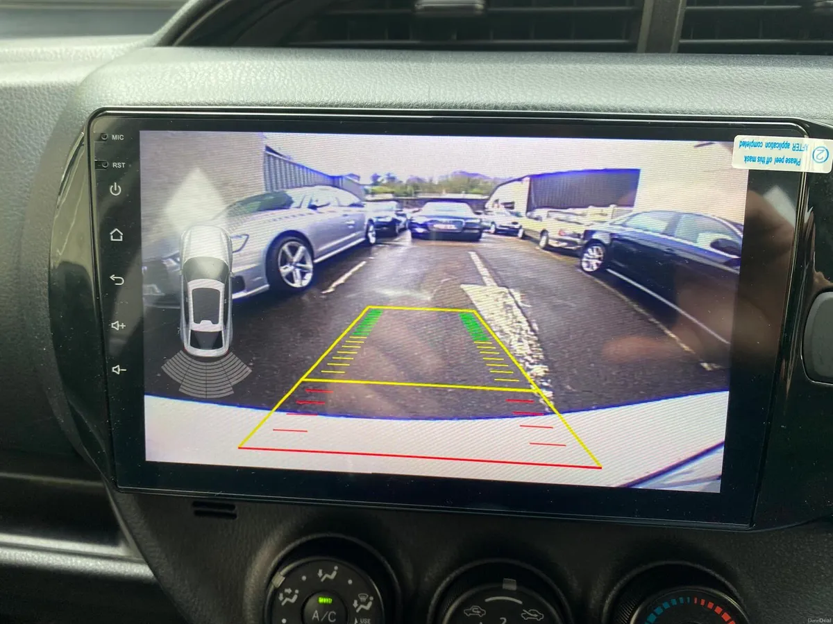 Toyota Vitz 2018 - Image 4