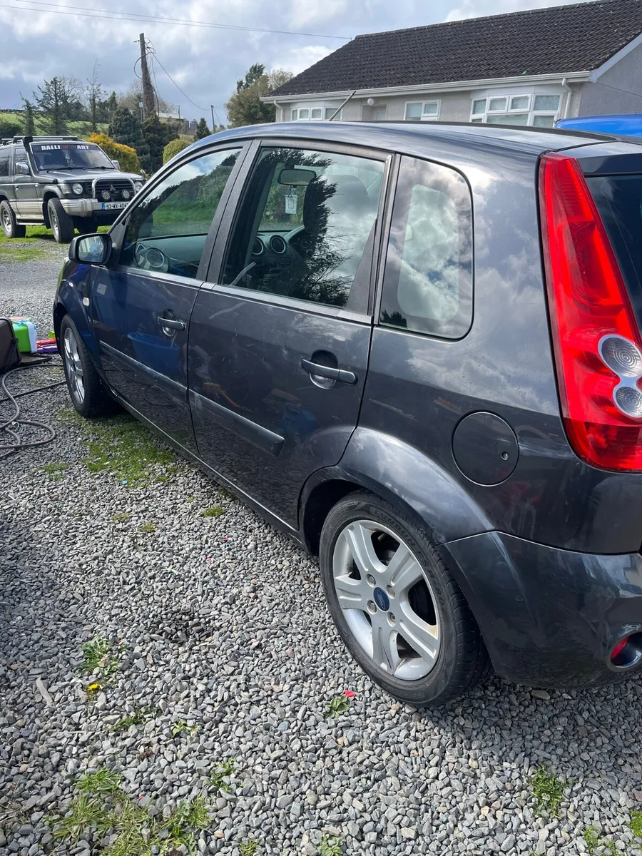 Ford fiesta 1.2 - Image 4