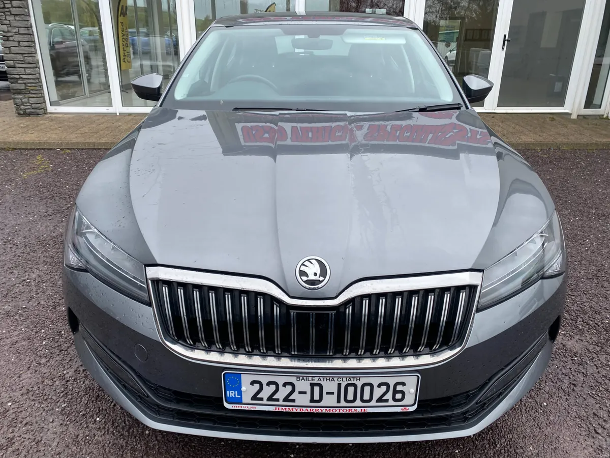 2022 Skoda Superb AMBITION 2.0 TDI 150HP DSG 5DR A - Image 2