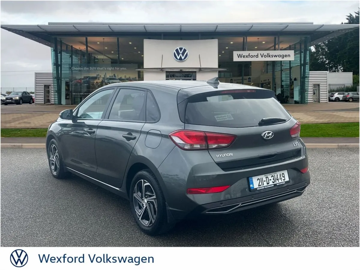 Hyundai i30 DELUXE 1.6D - Image 4