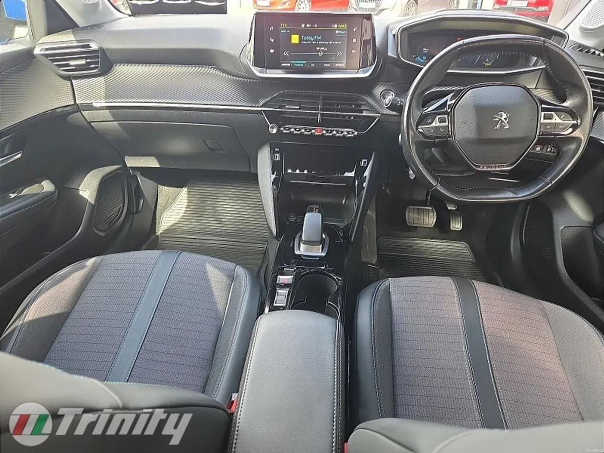 Peugeot 208 ** ELECTRIC 136BHP ** ALLURE ** TRINIT - Image 2