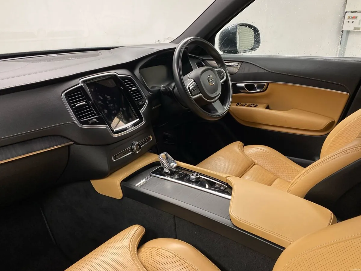 Volvo XC90 PHEV T8 (390hp) Inscription AWD - Image 3
