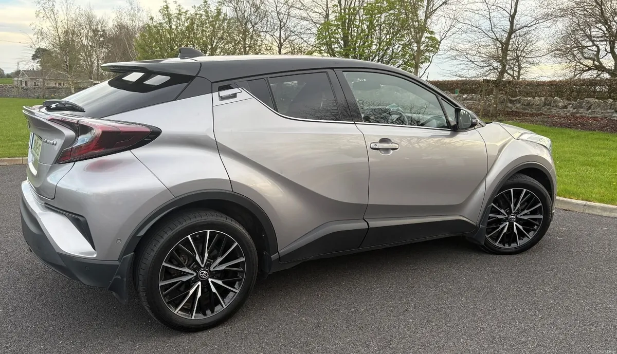 Toyota C-HR 2019 - Image 1