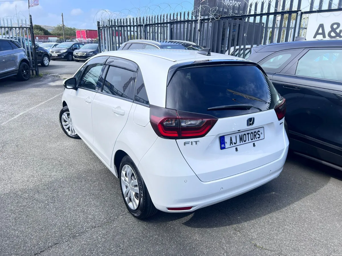 2020 HONDA FIT 1.5 HYBRID - Image 4